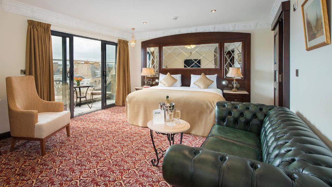 The George Street Hotel Oxford Ngoại thất bức ảnh A suite on board