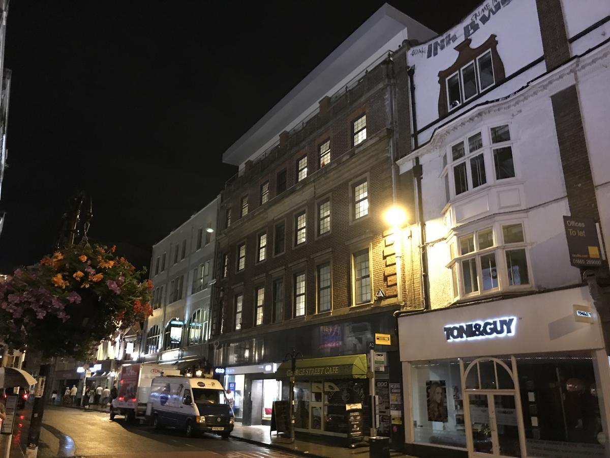 The George Street Hotel Oxford Ngoại thất bức ảnh The former hotel at 10–12 St Mary's Street, Cardiff