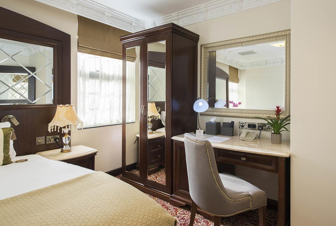 The George Street Hotel Oxford Ngoại thất bức ảnh A room at the hotel
