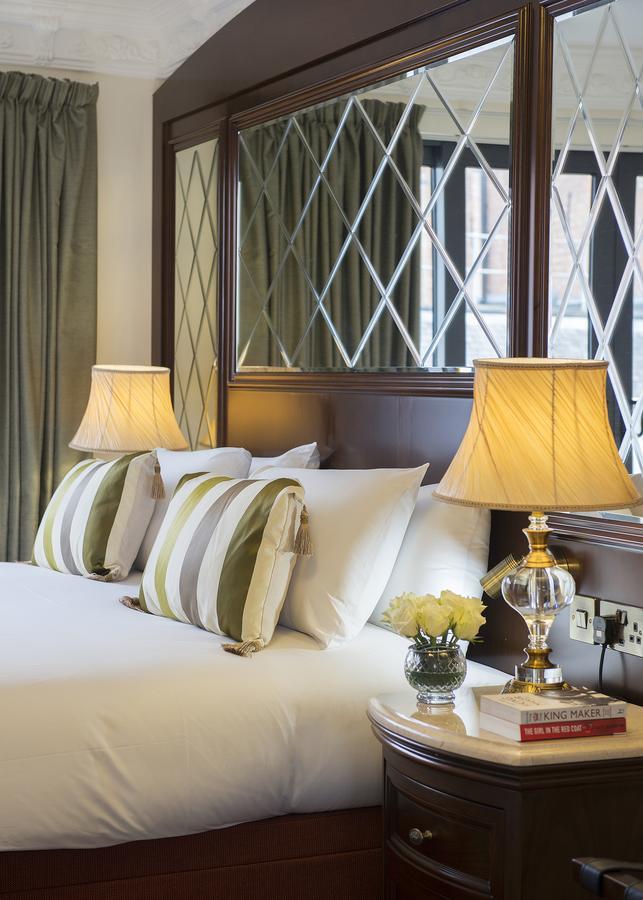 The George Street Hotel Oxford Ngoại thất bức ảnh A bedroom at the hotel